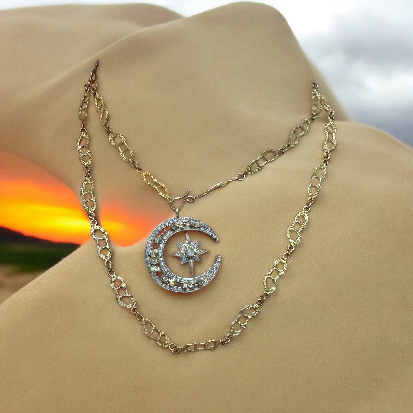 Very Long Vintage 18k Textured Yellow Gold Chain