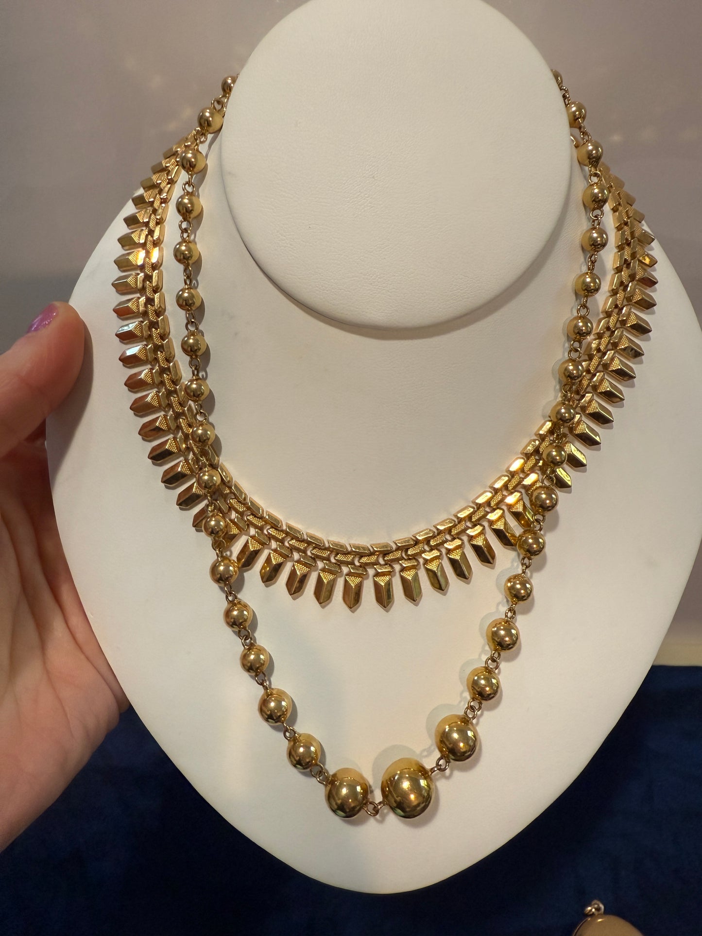Vintage 18k Fringe Necklace