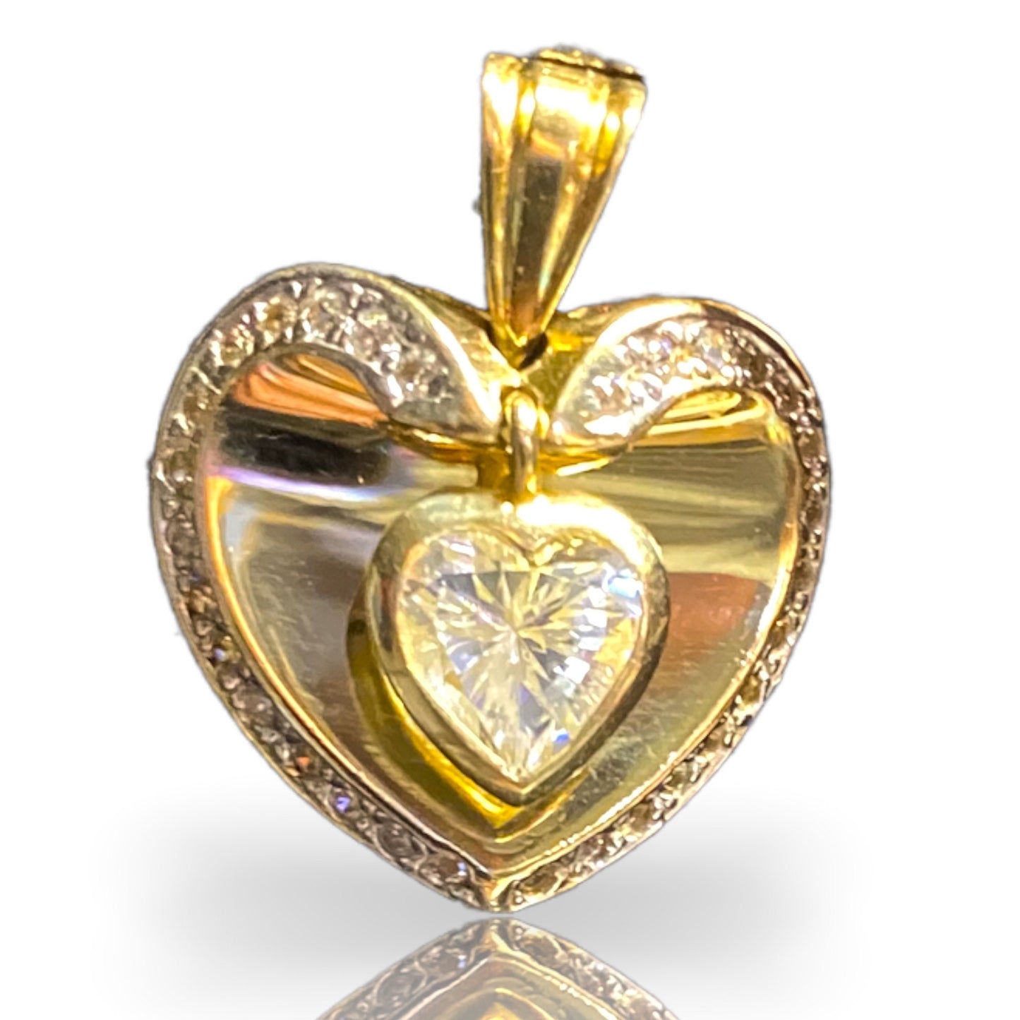 14k Gold Mother and Baby Hearts Pendant - Perfect Gift for Mom!