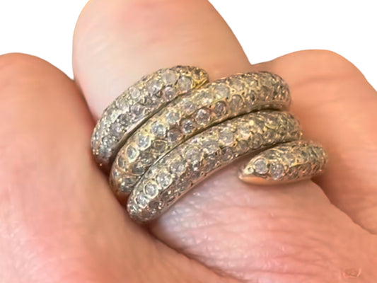 Set of 2 Interlocking Vintage 18k Yellow Gold and Diamond Rings