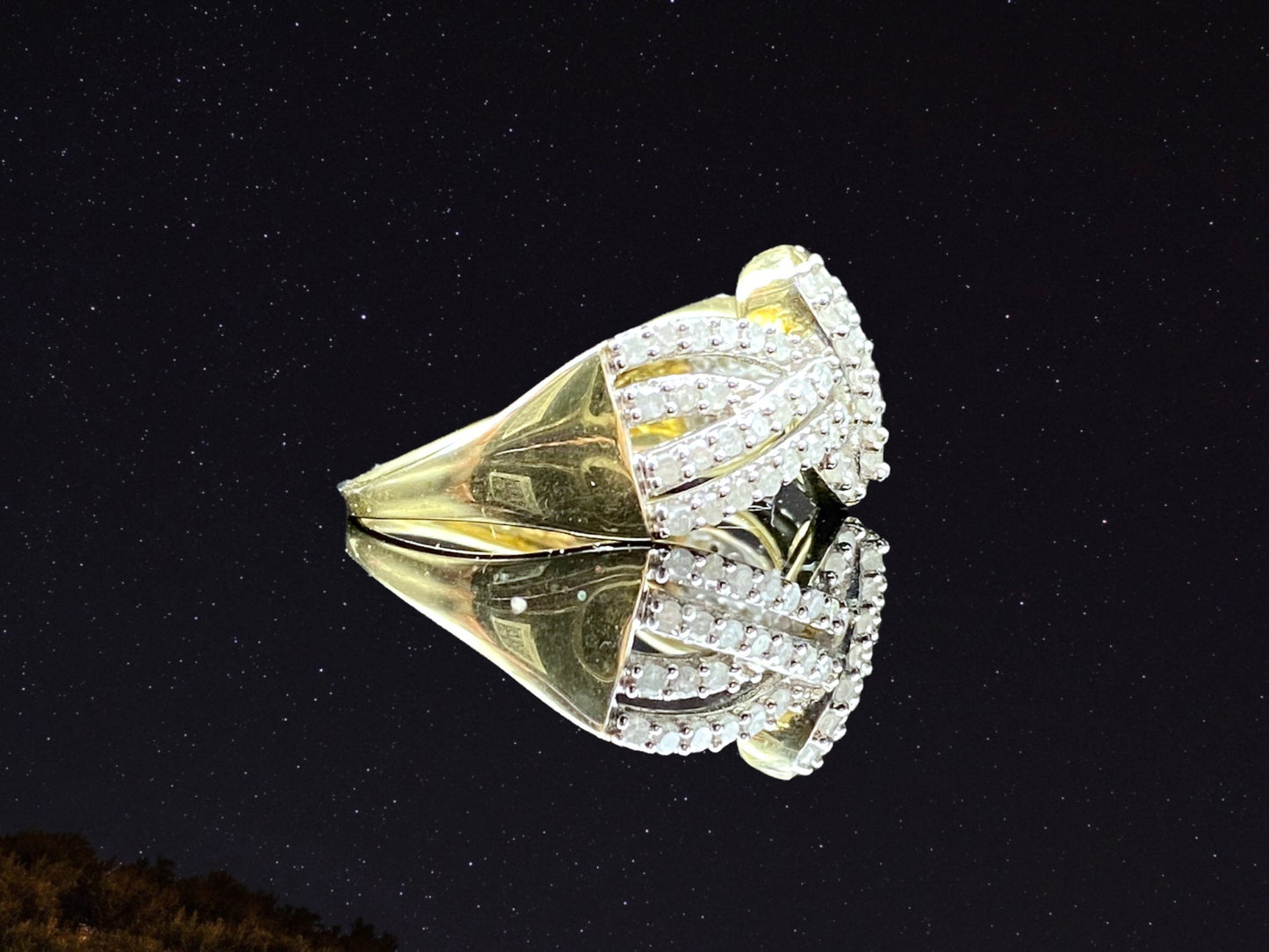 Vintage Diamond and 10k Gold Knot Ring | Size 8