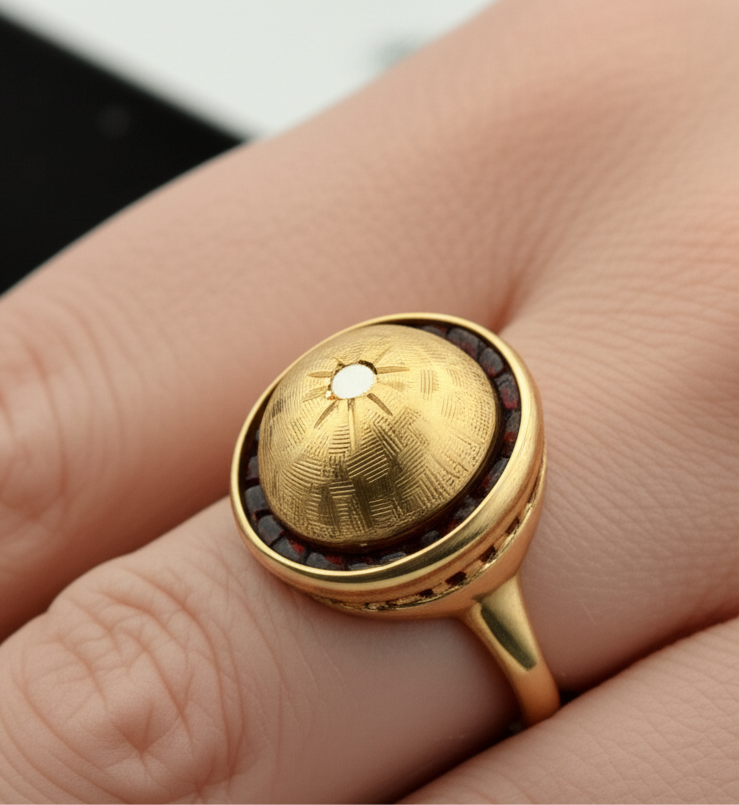 Vintage 14k Garnet Ring Missing One Stone