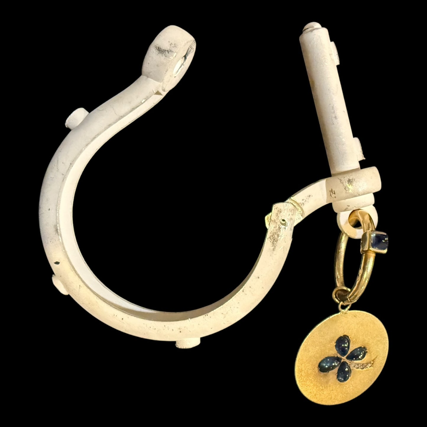 SNAP 18k YG Horsebit Bangle Bracelet