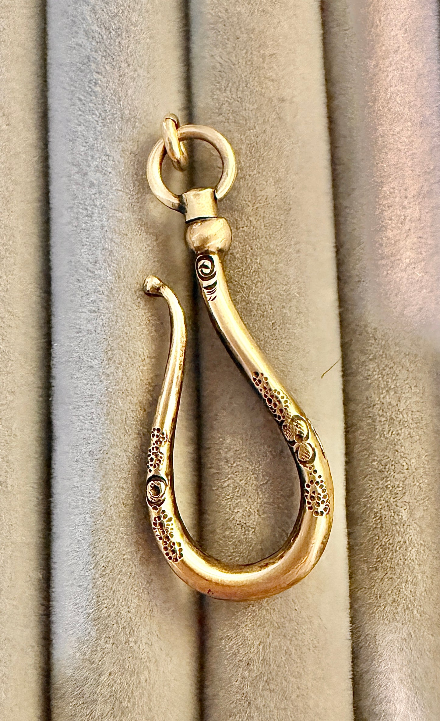 Antique Swivel 18k Shepherd's Hook