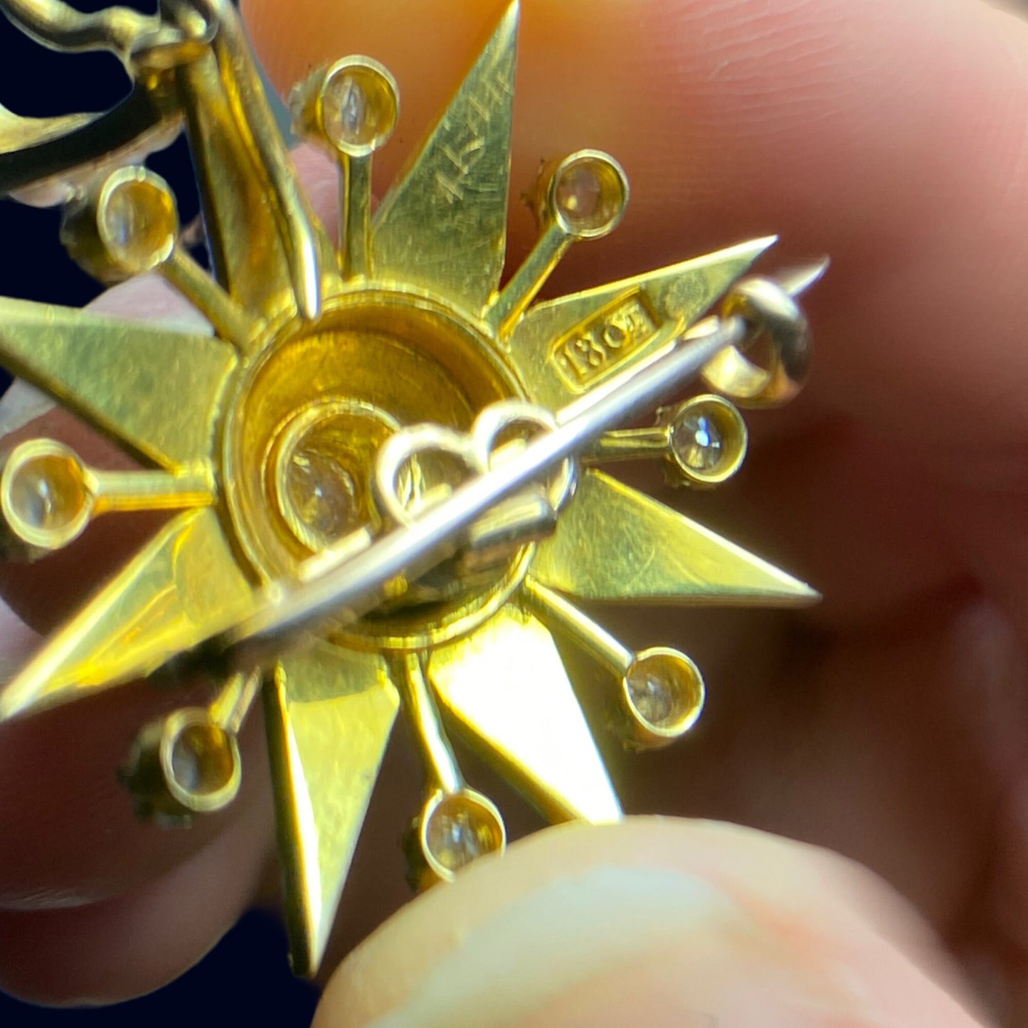 Superb 18k Yellow Gold Victorian Starburst Convertible Pendant / Brooch with Diamonds and Seed Pearls